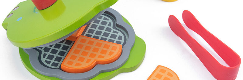 Wooden Play Kitchen Set with Dishwasher and Cooking Station for Kids