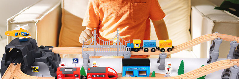 Electric Wooden Train Toy with Track and Interactive Assembly Model
